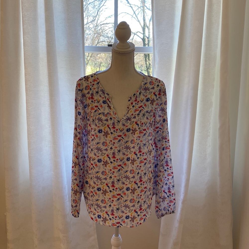 Gap blouse! 👚🌷🌸